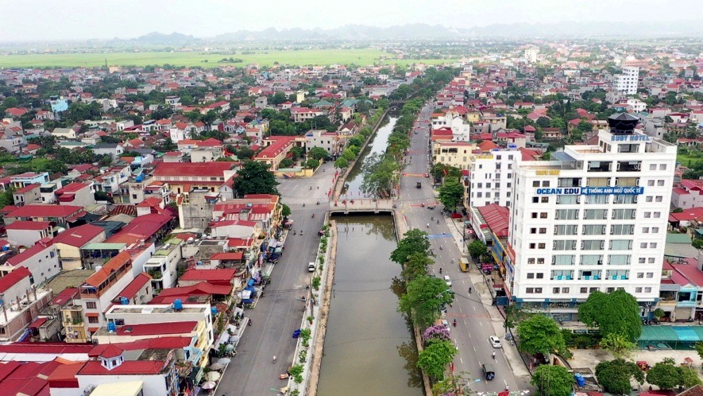 Huyện Kim Sơn là huyện đầu tiên của tỉnh được công nhận đạt chuẩn nông thôn mới theo Bộ tiêu chí giai đoạn 2021-2025