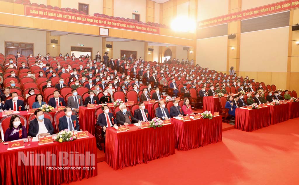 Lễ công bố huyện Yên Mô đạt chuẩn Nông thôn mới năm 2020 và đón nhận Huân chương Lao động hạng Ba
