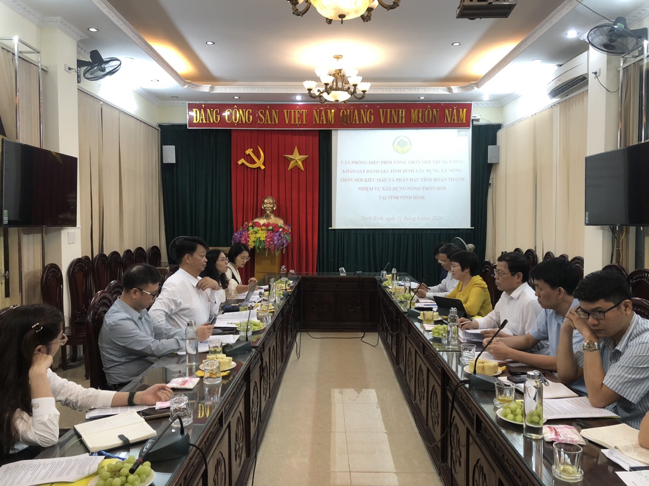 Văn phòng Điều phối nông thôn mới Trung ương khảo sát, đánh giá về tình hình xây dựng xã nông thôn mới kiểu mẫu và phấn đấu tỉnh hoàn thành nhiệm vụ xây dựng nông thôn mới tại tỉnh Ninh Bình